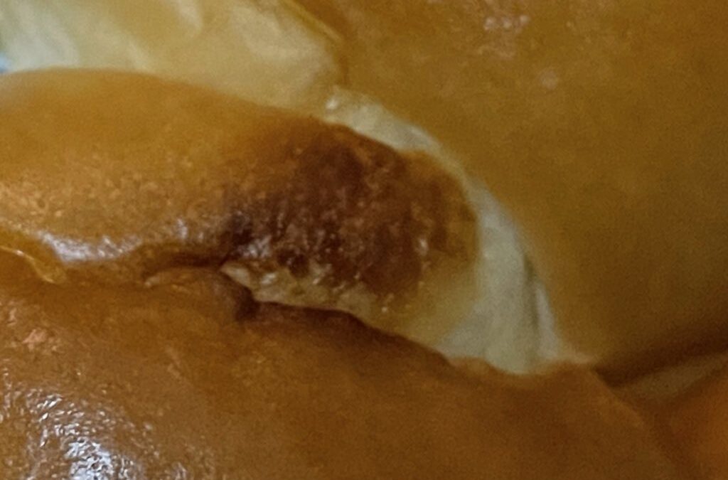 パン焦げてる